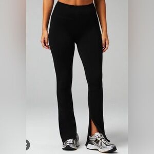 Fabletics Seamless High-Waisted Split Flare Size M Short